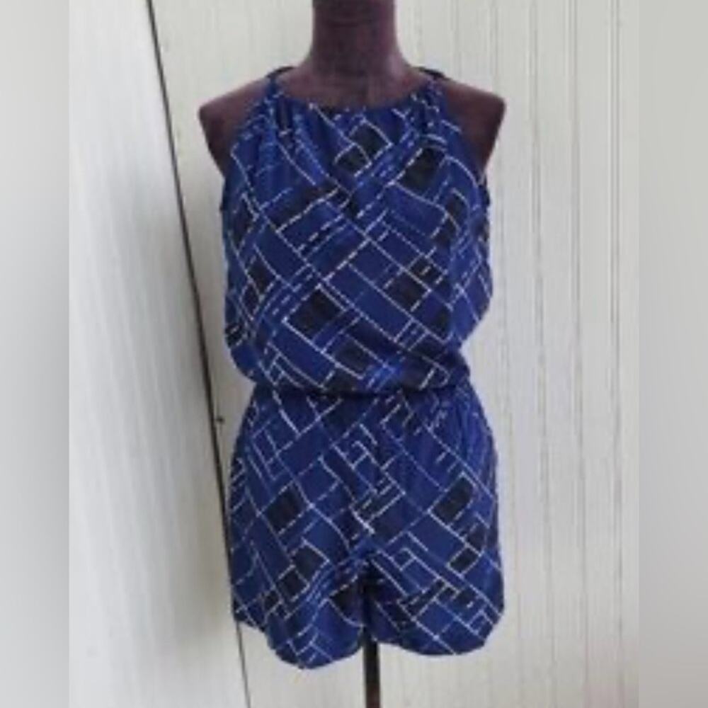 UEC White House Black Market Navy Blue Geometric One Piece Shorts Romper SZ 8